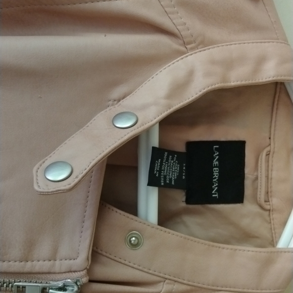 Lane Bryant Faux Leather Jacket 14/16 Pale Peach - Picture 8 of 9